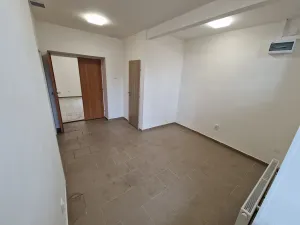 Pronájem obchodního prostoru, Ostrava - Mariánské Hory, Bendlova, 165 m2