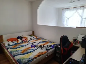 Prodej bytu 4+1, Krupka, Karla Čapka, 79 m2