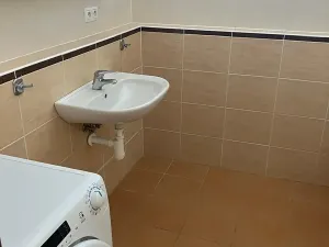 Pronájem bytu 2+kk, Praha - Hostivař, Bratislavská, 75 m2
