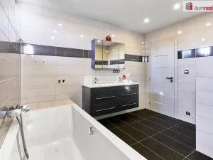 Prodej rodinného domu, Nová Role - Mezirolí, 136 m2