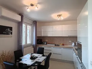 Prodej bytu 3+kk, Pula, Chorvatsko, Valsaline, 70 m2