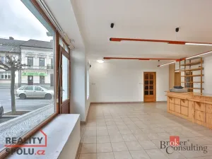 Pronájem obchodního prostoru, Libáň, náměstí Svobody, 100 m2
