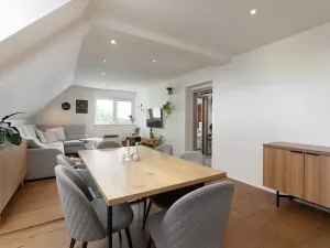 Prodej bytu 3+1, Opava, Krnovská, 95 m2