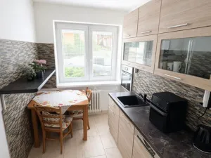 Prodej bytu 3+1, Komárov, 70 m2