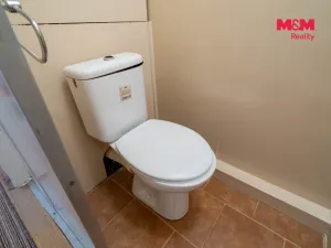 Prodej bytu 2+1, Hostinné, Sídliště, 68 m2