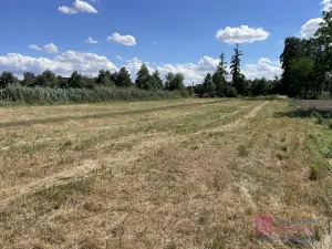 Prodej komerčního pozemku, Břeclav - Poštorná, 4463 m2