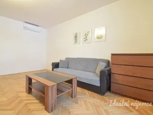 Pronájem bytu 1+1, Brno - Komárov, Studniční, 37 m2