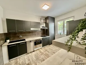 Pronájem bytu 2+1, Přerov, Dvořákova, 65 m2