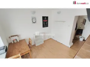 Pronájem bytu 2+kk, Praha - Vinohrady, Nad olšinami, 42 m2