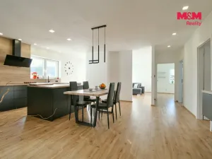 Prodej rodinného domu, Valy, Pod Lesem, 114 m2