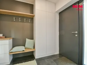 Prodej rodinného domu, Valy, Pod Lesem, 114 m2