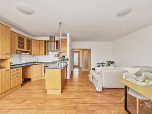 Prodej bytu 2+kk, Měšice, Habrová, 61 m2