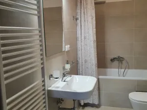 Pronájem kanceláře, Praha - Nové Město, Štěpánská, 65 m2