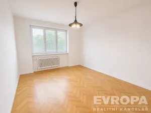 Prodej bytu 3+1, Plzeň - Jižní Předměstí, Brožíkova, 85 m2