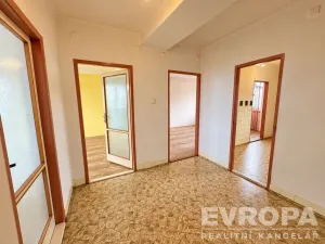 Prodej bytu 3+1, Plzeň - Jižní Předměstí, Brožíkova, 85 m2