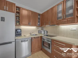 Pronájem bytu 2+kk, Zbuzany, Lomená, 43 m2