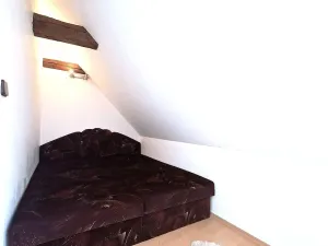 Pronájem bytu 1+kk, Benešov - Bedrč, 48 m2