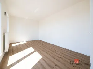 Prodej bytu 2+kk, Kladno - Dubí, Ke křížku, 51 m2