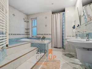 Prodej bytu 4+kk, Praha - Holešovice, Šternberkova, 117 m2
