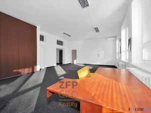 Pronájem obchodního prostoru, Hodonín, Velkomoravská, 702 m2
