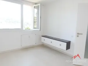 Pronájem bytu 1+1, Jílové - Kamenná, Okružní, 36 m2