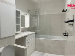 Prodej bytu 2+1, Praha - Kamýk, Zárubova, 61 m2
