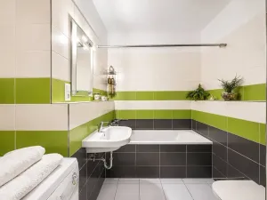 Pronájem bytu 1+kk, Praha - Čakovice, Bermanova, 42 m2