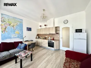 Pronájem bytu 2+kk, Karlovy Vary, Moskevská, 40 m2