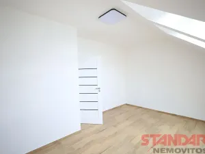Pronájem bytu 2+kk, Přeštice, Revoluční, 45 m2
