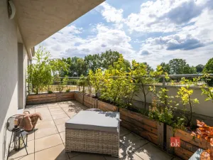 Prodej bytu 3+kk, Pardubice - Ohrazenice, U Sportovní školy, 92 m2