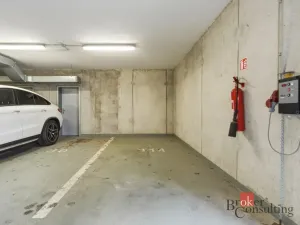 Prodej bytu 3+kk, Pardubice - Ohrazenice, U Sportovní školy, 92 m2