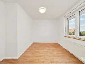 Pronájem rodinného domu, Praha - Štěrboholy, Pod areálem, 324 m2