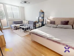 Prodej bytu 1+kk, Zlín, Družstevní, 35 m2