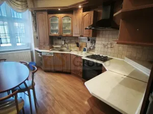 Pronájem bytu 3+1, Karlovy Vary, Bulharská, 90 m2