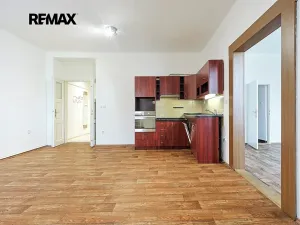 Pronájem bytu 2+kk, Plzeň, Edvarda Beneše, 57 m2