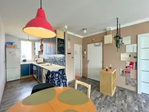 Pronájem bytu 3+kk, Praha - Bubeneč, Ve struhách, 52 m2