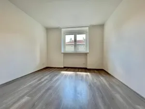 Pronájem bytu 2+kk, Ostrava, Baranovova, 49 m2