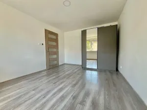 Pronájem bytu 2+kk, Ostrava, Baranovova, 49 m2