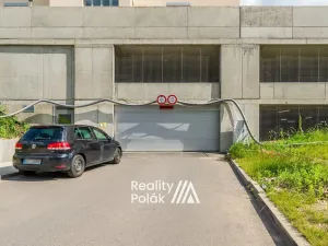 Pronájem garážového stání, Liberec, Tovární, 15 m2