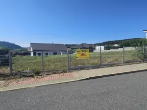 Prodej pozemku pro bydlení, Králův Dvůr - Křižatky, Na Vinohradech, 714 m2