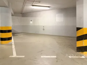 Pronájem bytu 2+kk, Praha - Smíchov, Holečkova, 54 m2