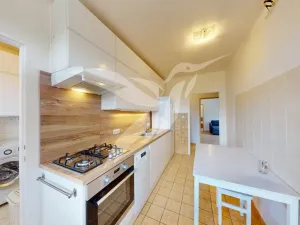 Pronájem bytu 3+1, Plzeň, náměstí Českých bratří, 68 m2