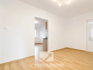 Prodej bytu 6+kk a větší, Stará Paka - Ústí, 300 m2