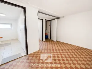 Prodej bytu 6+kk a větší, Stará Paka - Ústí, 300 m2