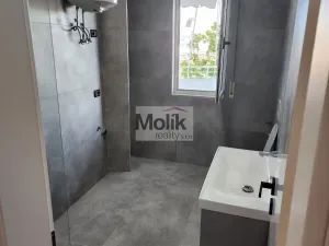 Prodej bytu 4+kk, Drač, 150 m2