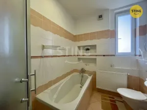 Prodej bytu 3+1, Nový Bydžov, Husova třída, 75 m2