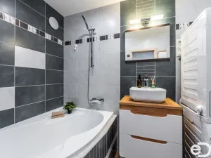 Prodej bytu 3+kk, Praha, Bohúňova, 61 m2
