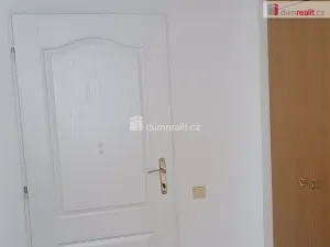 Pronájem atypického bytu, Praha - Modřany, K údolí, 12 m2
