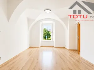 Prodej bytu 3+1, Kuks, 91 m2