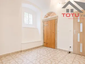 Prodej bytu 3+1, Kuks, 91 m2